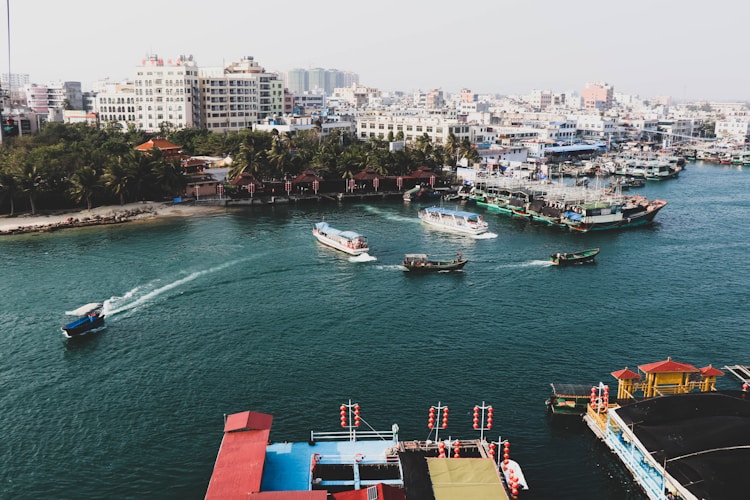 三亚景点旅游图,海南三亚旅游景点海报插图