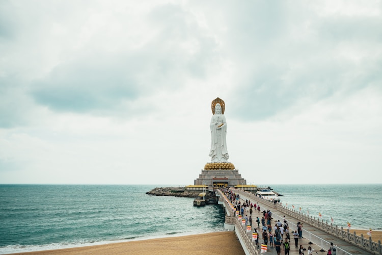 三亚旅游文案短句干净治愈,三亚攻略旅游文案短句插图