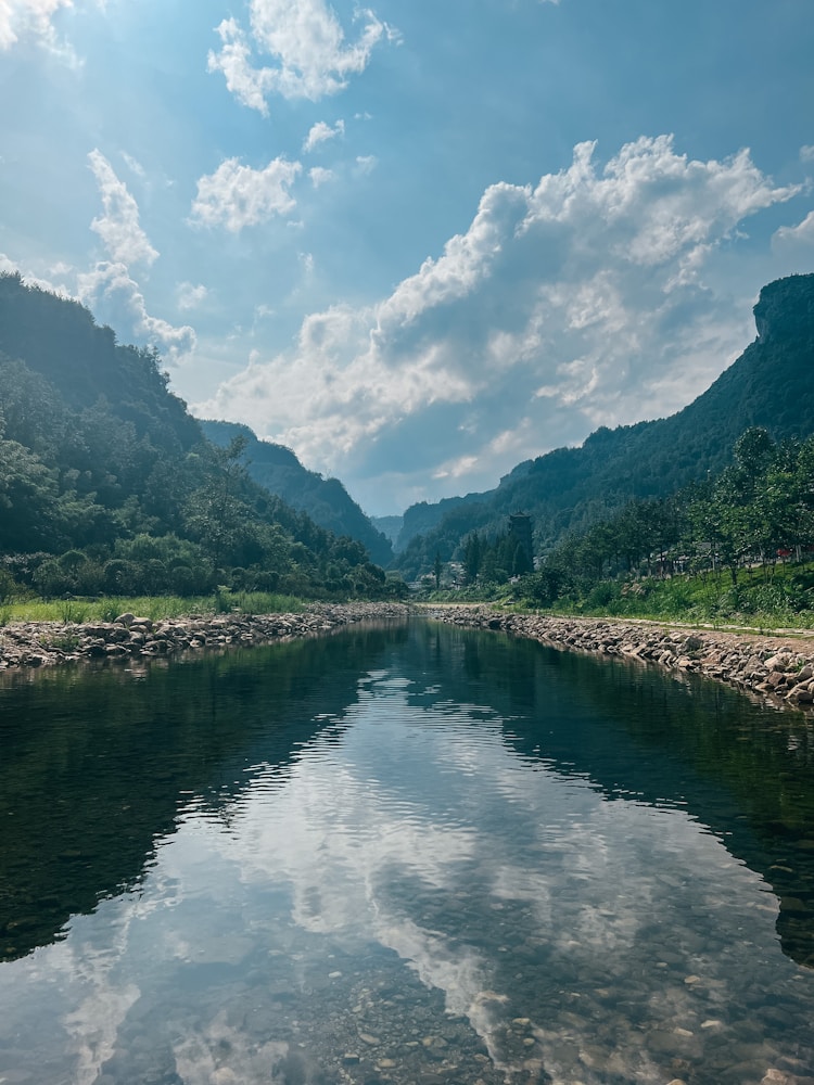 张家界旅游坐车时间长吗,张家界旅游坐火车什么站下插图