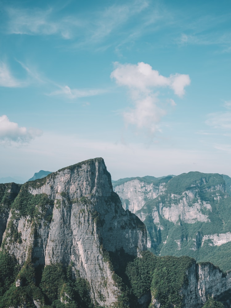 张家界旅游坐车时间长吗,张家界旅游坐火车什么站下插图2